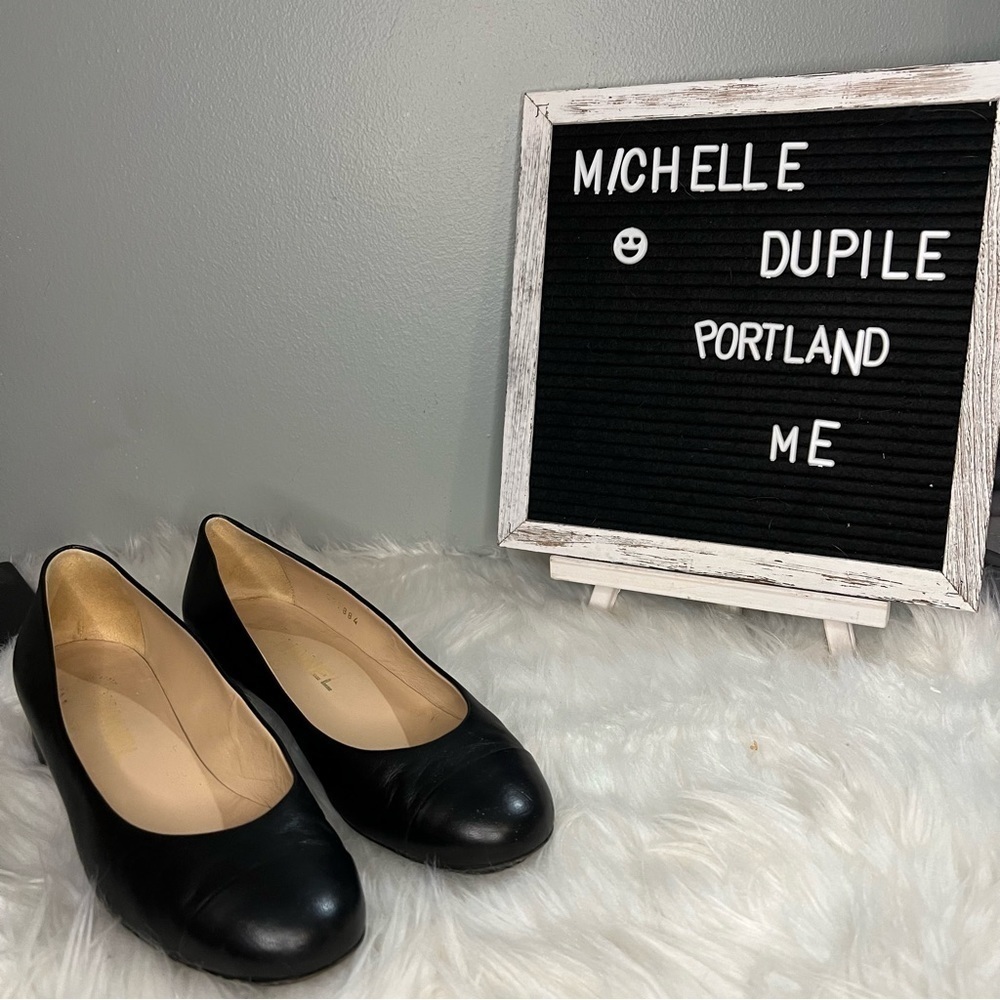 Chanel Black Lambskin Leather Pearl CC Logo Round Toe Low Block Heel Pump - 36C